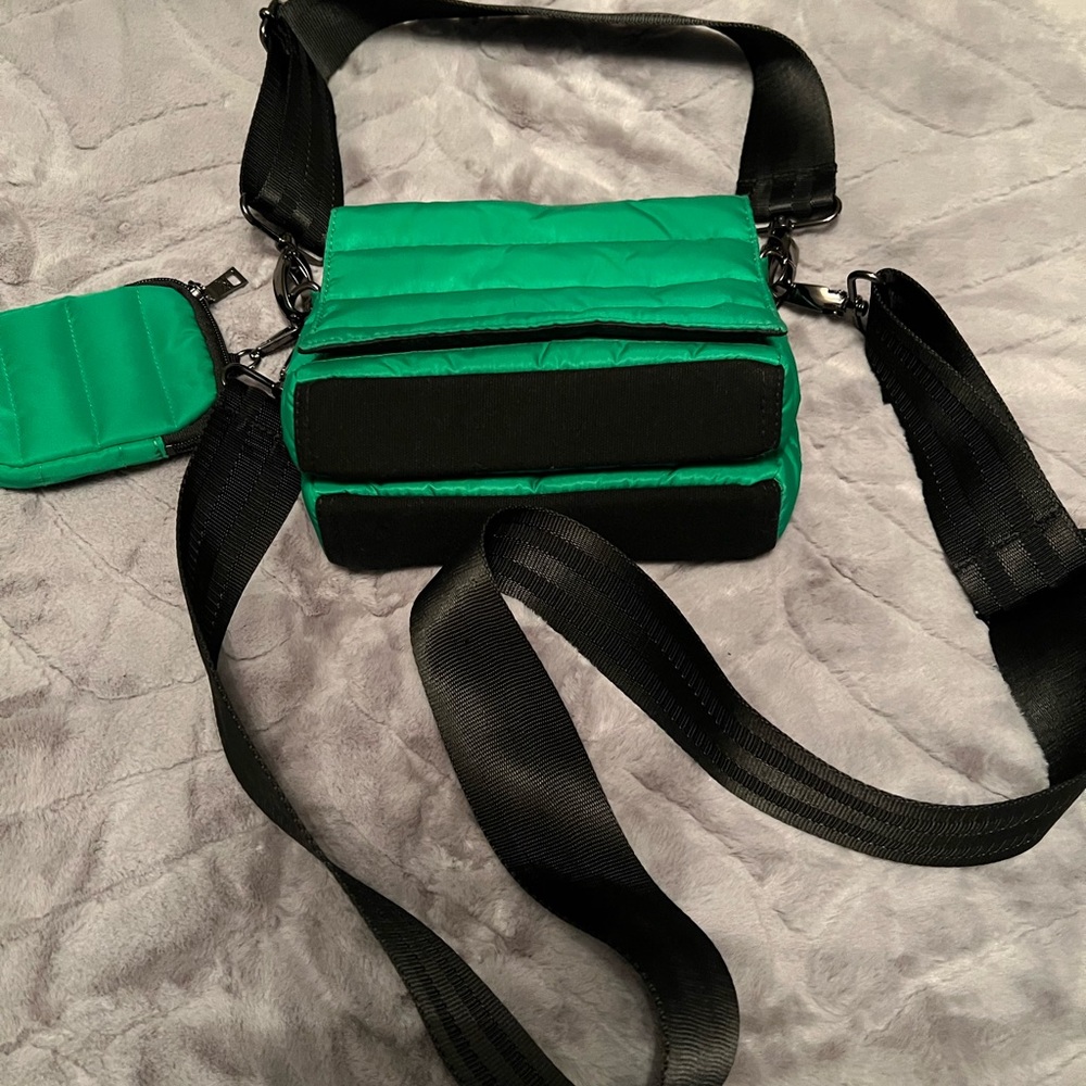Green Think Rolyn crossbody with 2 straps